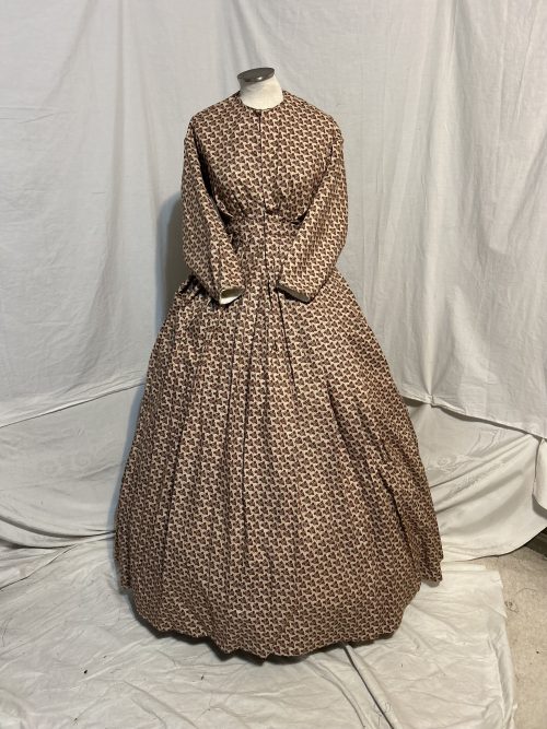 Day Dress - Tan with Brown Detail and Red Starburst Design (size 28/30)